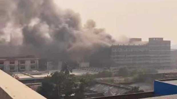 ১২ ইউনিটের প্রায় ৪ ঘন্টার চেষ্টায় হাজারীবাগে’র আগুন নিয়ন্ত্রণে