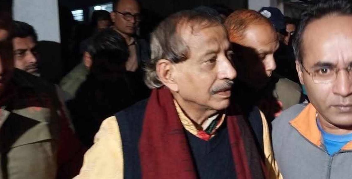 “সাবেক সমাজকল্যাণমন্ত্রী নুরুজ্জামান আহমেদ গ্রেপ্তার”