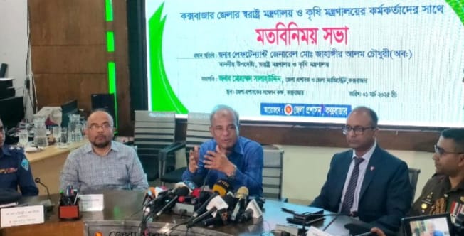 দলীয় নয়, অপরাধ বিবেচনায় প্রশাসন ব্যবস্থা নেবে: স্বরাষ্ট্র উপদেষ্টা”
