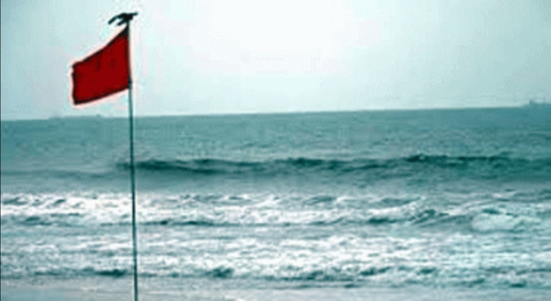 “সাত অঞ্চলের নদী বন্দরে সতর্কতা বার্তা”