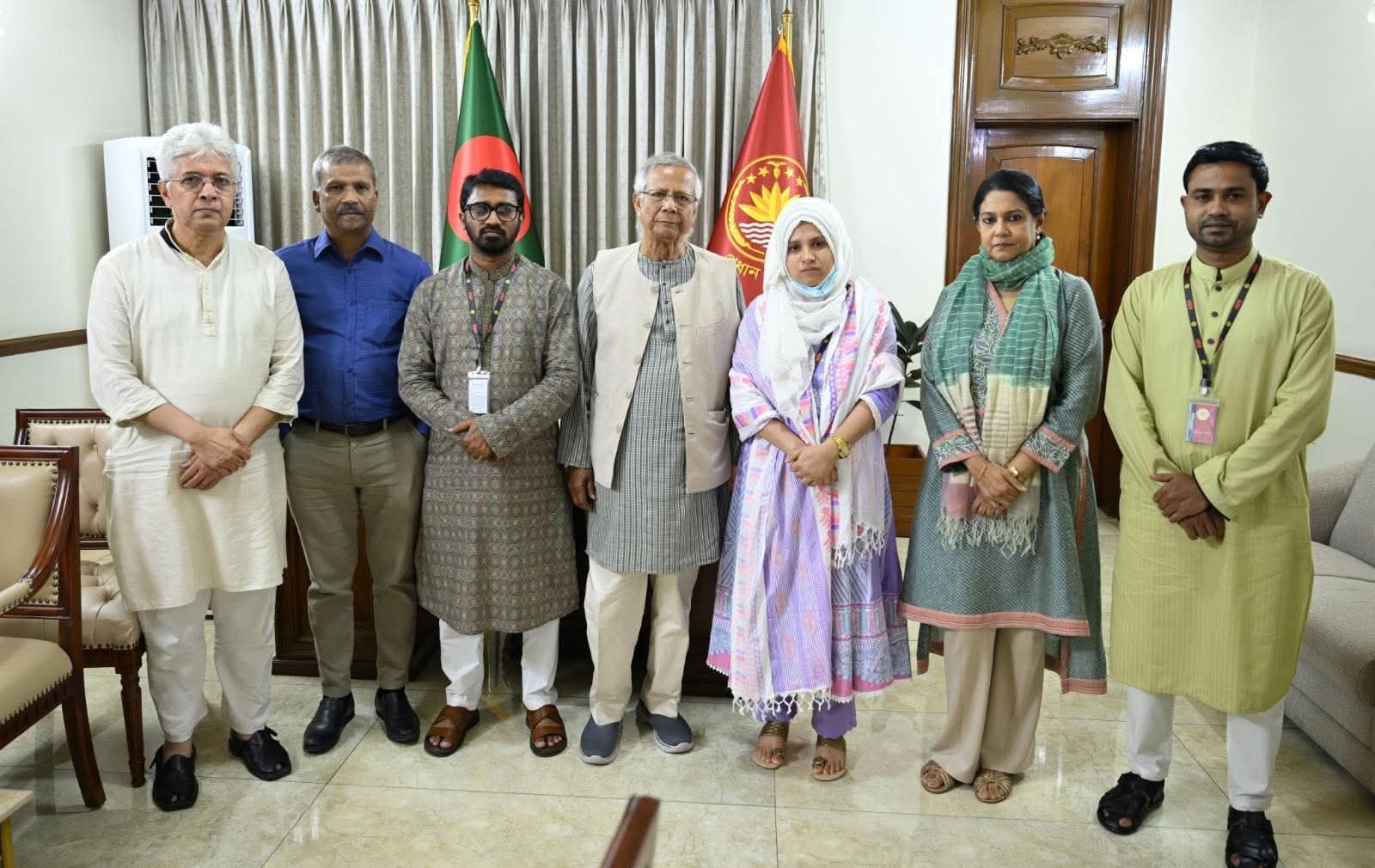 “নুরুল হক নূরের সুচিকিৎসার জন্য বিদেশে পাঠানোর নির্দেশ প্রধান উপদেষ্টার”