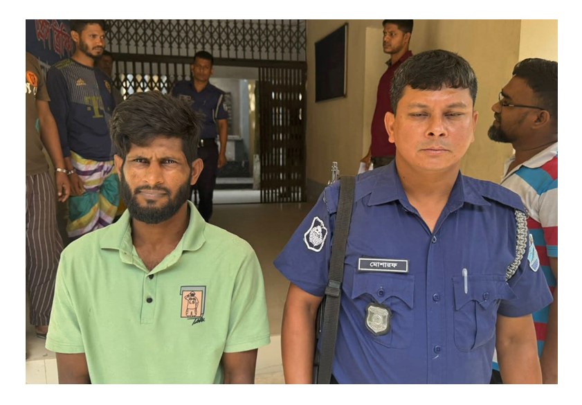 “কলাপাড়ায় শিক্ষক দম্পতির বাড়িতে ডাকাতি ও ধর্ষণ, গ্রেপ্তার ৩”