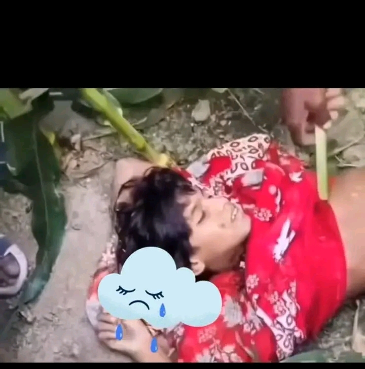 ময়মনসিংহে ৯ বছরের এই মেয়েটিকে ধর্ষনের পর হত্যা করে ভুট্টার জমিতে ফেলে রাখা হয়েছে!