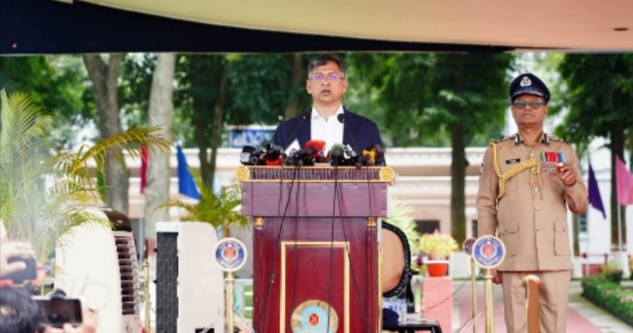 পুলিশ কোনো দলের লাঠিয়াল বাহিনী নয়, পুলিশ হবে জনবান্ধব ও মানবিক: স্বরাষ্ট্রমন্ত্রী