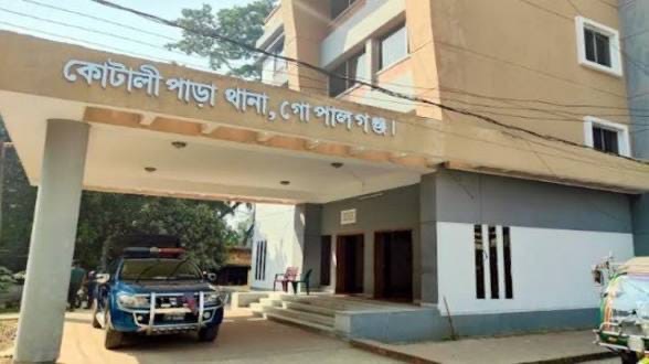 কোটালীপাড়ায় বৃদ্ধের আত্মহত্যা