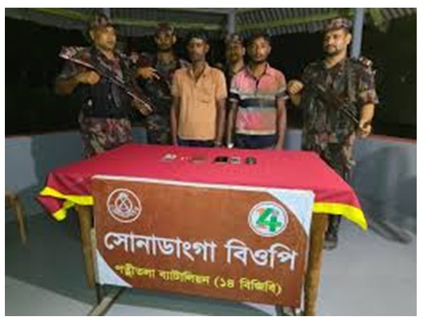 সাপাহারে ট্যাপেন্টাডলসহ দুই মাদক কারবারি আটক