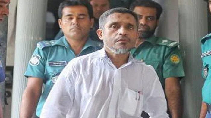 ১০ ট্রাক অস্ত্র মামলায় খালাস পেলেন বাবরসহ ৭ আসামি”