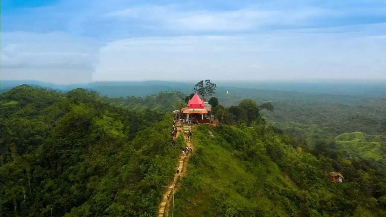 “চন্দ্রনাথ পাহাড় ঘিরে উসকানিমূলক কর্মকাণ্ডে তৎক্ষনাৎ ব্যবস্থা নেওয়ার নির্দেশ “