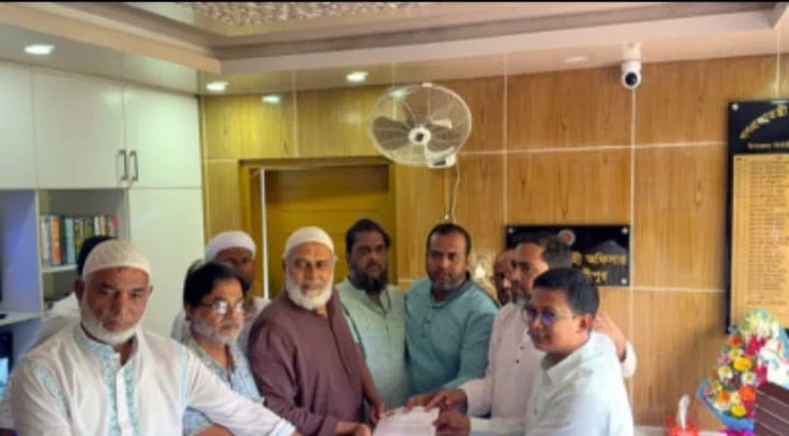 মাদকের ভয়াবহতা রোধে ইউএনওকে -বিএনপির স্মারকলিপি