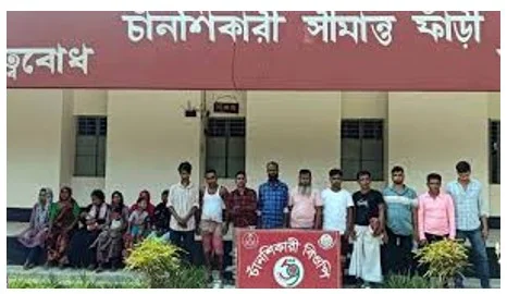 ভোলাহাট সীমান্ত দিয়ে ১৯ বাংলাদেশিকে ফেরত দিল বিএসএফ