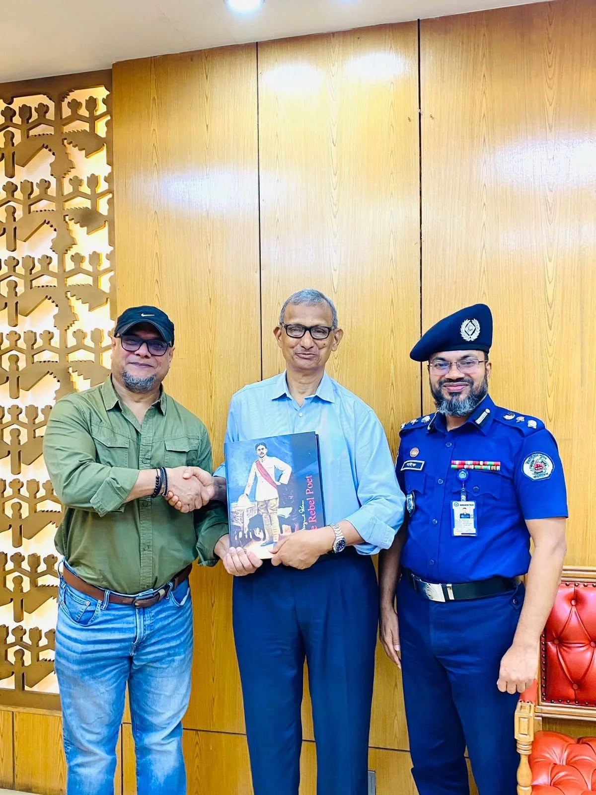 বাংলাদেশ পুলিশ নজরুলের দারোগা রফিজউল্লাহর আদর্শে নতুন উদ্যোগ হাতে নিচ্ছে