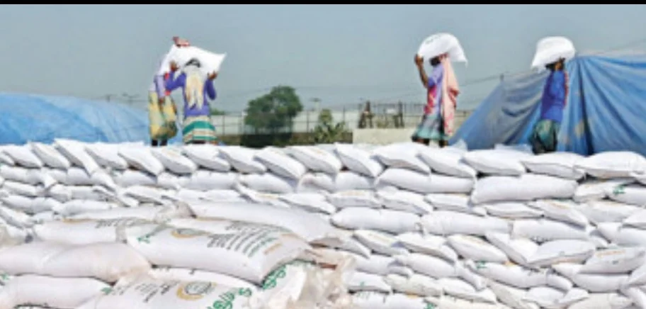 “৭২২ কোটি টাকার ওবেশি- সার কিনছে সরকার”