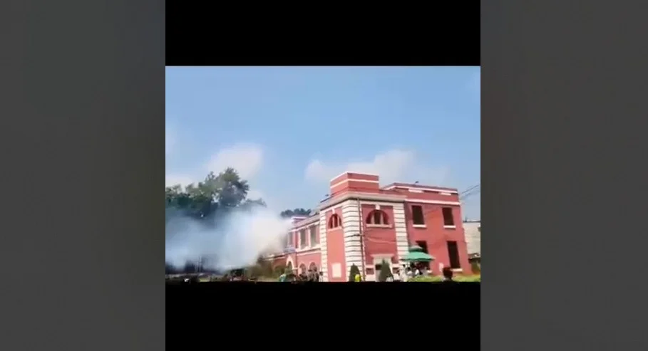 পাবনা টেকনিক্যাল স্কুল অ্যান্ড কলেজে অগ্নিকাণ্ডে আতঙ্ক