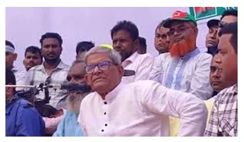ঠাকুরগাঁওয়ে মির্জা ফখরুল ‘আমেরিকা থেকে এসে ঘাড়ে চাপিয়ে দিচ্ছে গণভোট-সনদ’