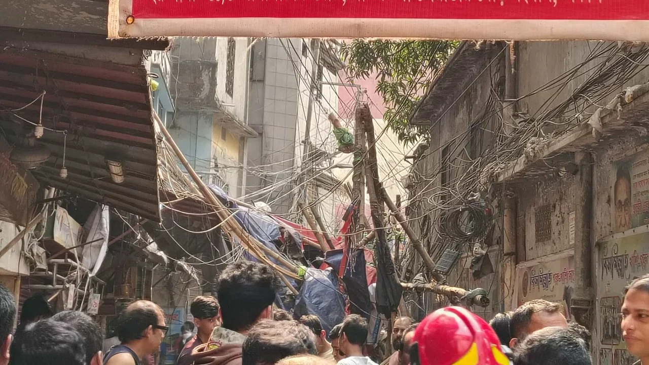 ভূমিকম্পে নিহতের সংখ্যা ৬ জন, আহত শতাধিক