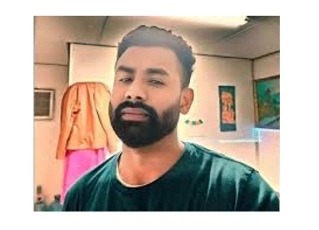 ব্রাহ্মণবাড়িয়ার নবীনগরে প্রকাশ্যে কোরআনকে অবমাননা এক বয়ক্তির