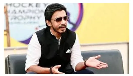 বিসিবি বোর্ড থেকে ইশতিয়াক সাদেকের পদত্যাগ