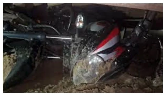 বনপাড়ায় বাস-মোটরসাইকেল সংঘর্ষে বিএনপি নেতা নিহত