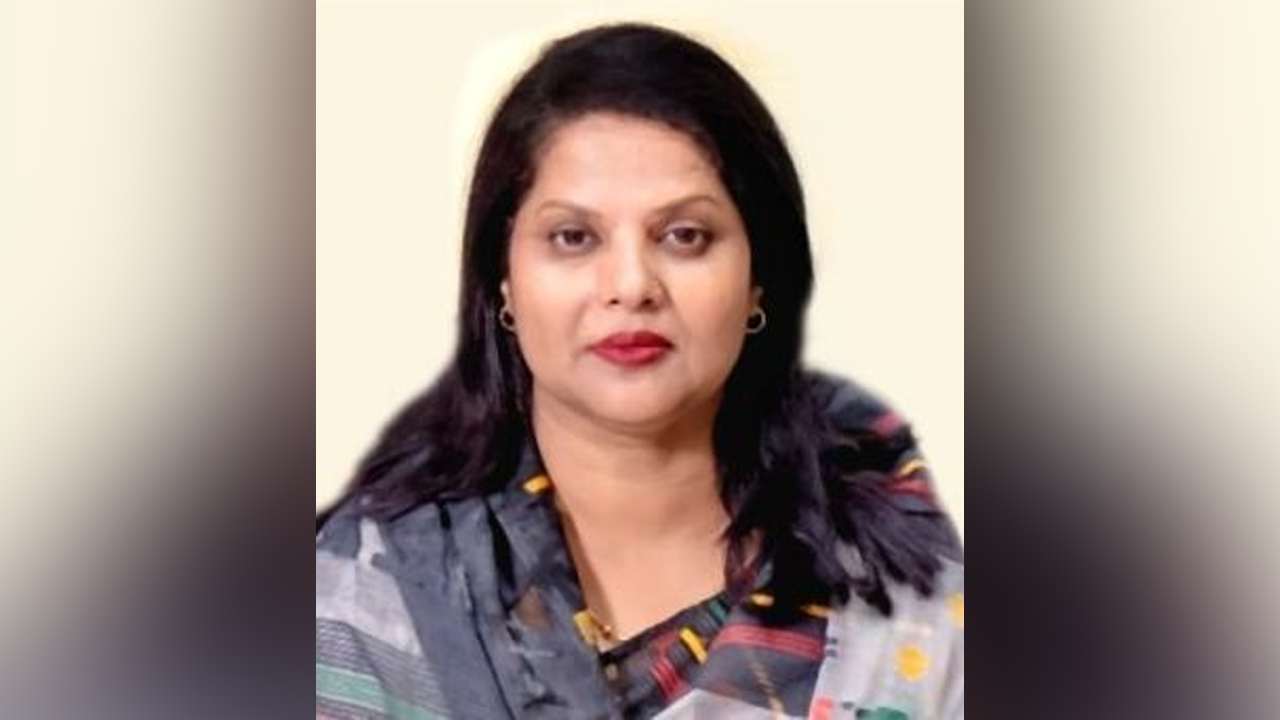 ঢাকার প্রথম নারী ডিসি ফরিদা খানম