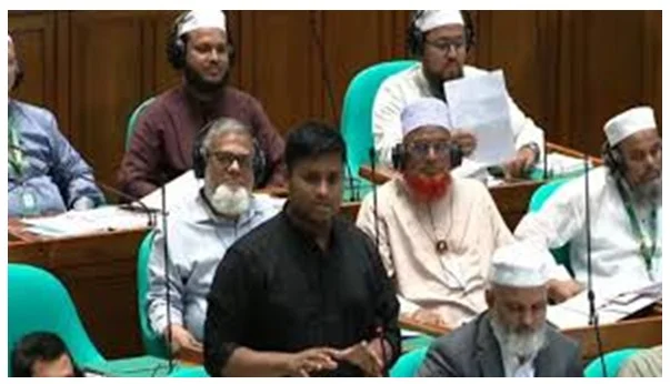 ট্যাক্স-ফ্রি নয়, সরকারি গাড়ি চান এমপি হাসনাত