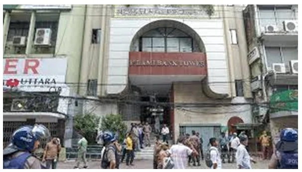 ইসলামী ব্যাংকের পুরো পর্ষদ ভেঙে দিল বাংলাদেশ ব্যাংক
