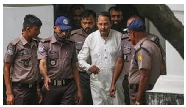 হাসানুল হক ইনুকে ১০ বছরের সশ্রম কারাদণ্ড