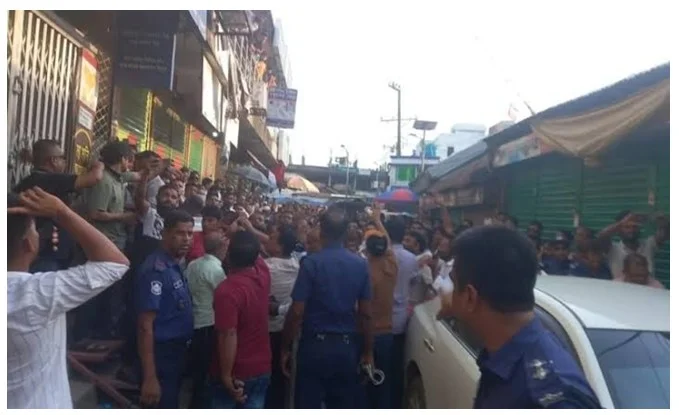 নারায়ণগঞ্জে বিএনপি-জামায়াতের পাল্টাপাল্টি মিছিলে উত্তেজনা