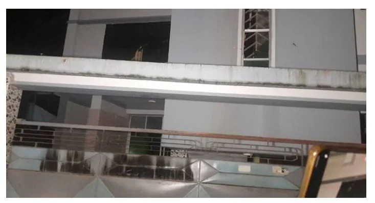সাকিবের মাগুরার বাড়িতে ভাঙচুর